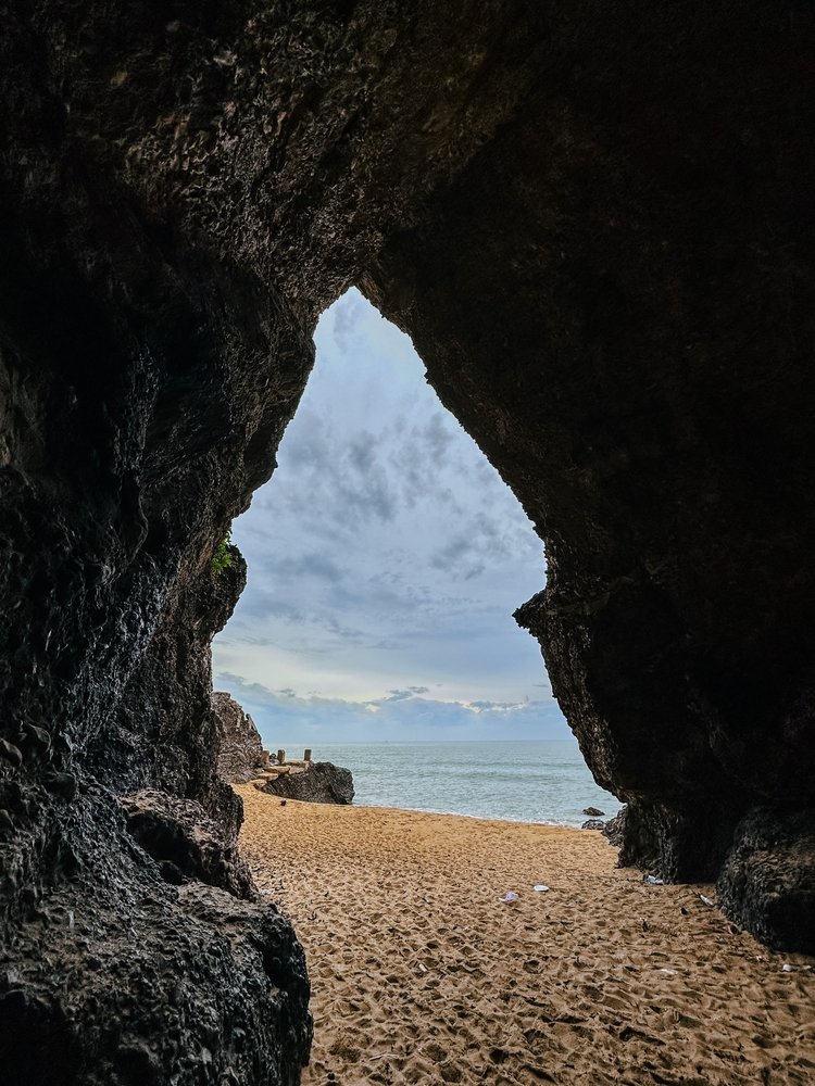 Listing cover image